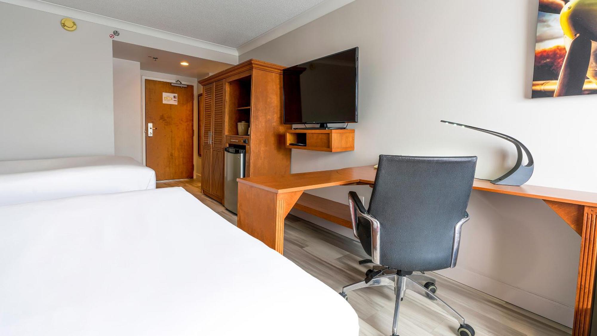 Hotel Lindbergh 3*